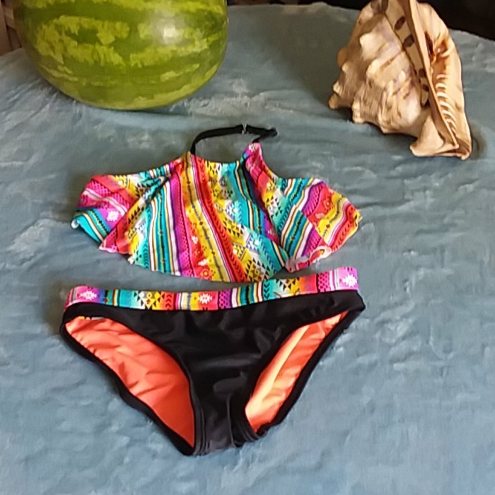 Girls Swimsuit 2pc never worn